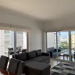 Convistaapartment With Pool Apartman *